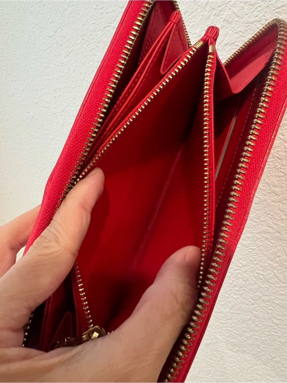Louis Vuitton Red Vernis Embossed Zip Wallet with Gold Hardware
